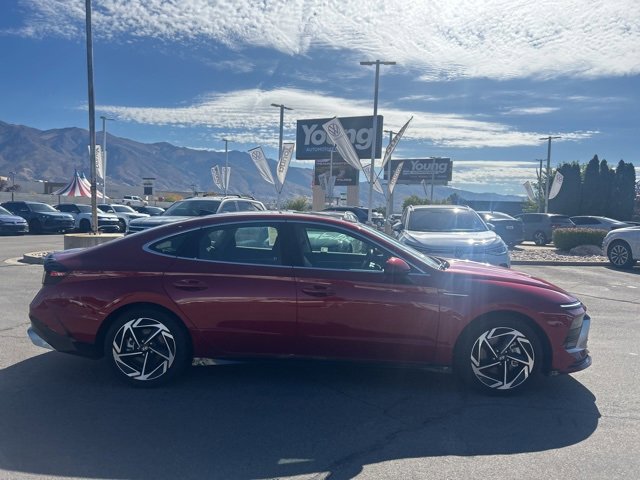 2025 Hyundai Sonata SE photo 3