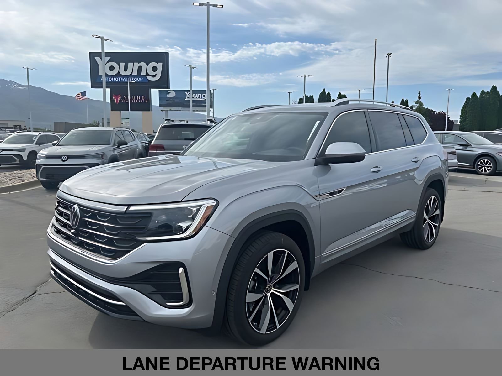 2026 Volkswagen Atlas SEL Premium R-Line - Photo 6