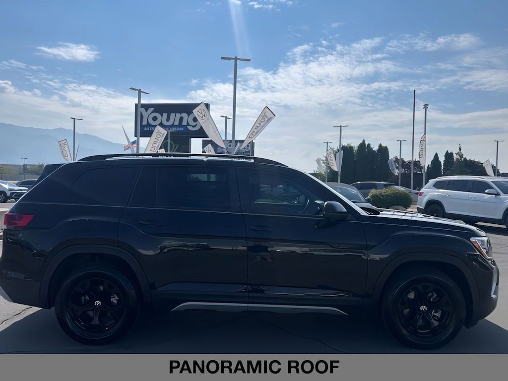 Used 2024 Volkswagen Atlas 2.0T Peak Edition SEL 2.0T Peak Edition SEL 4MOTION