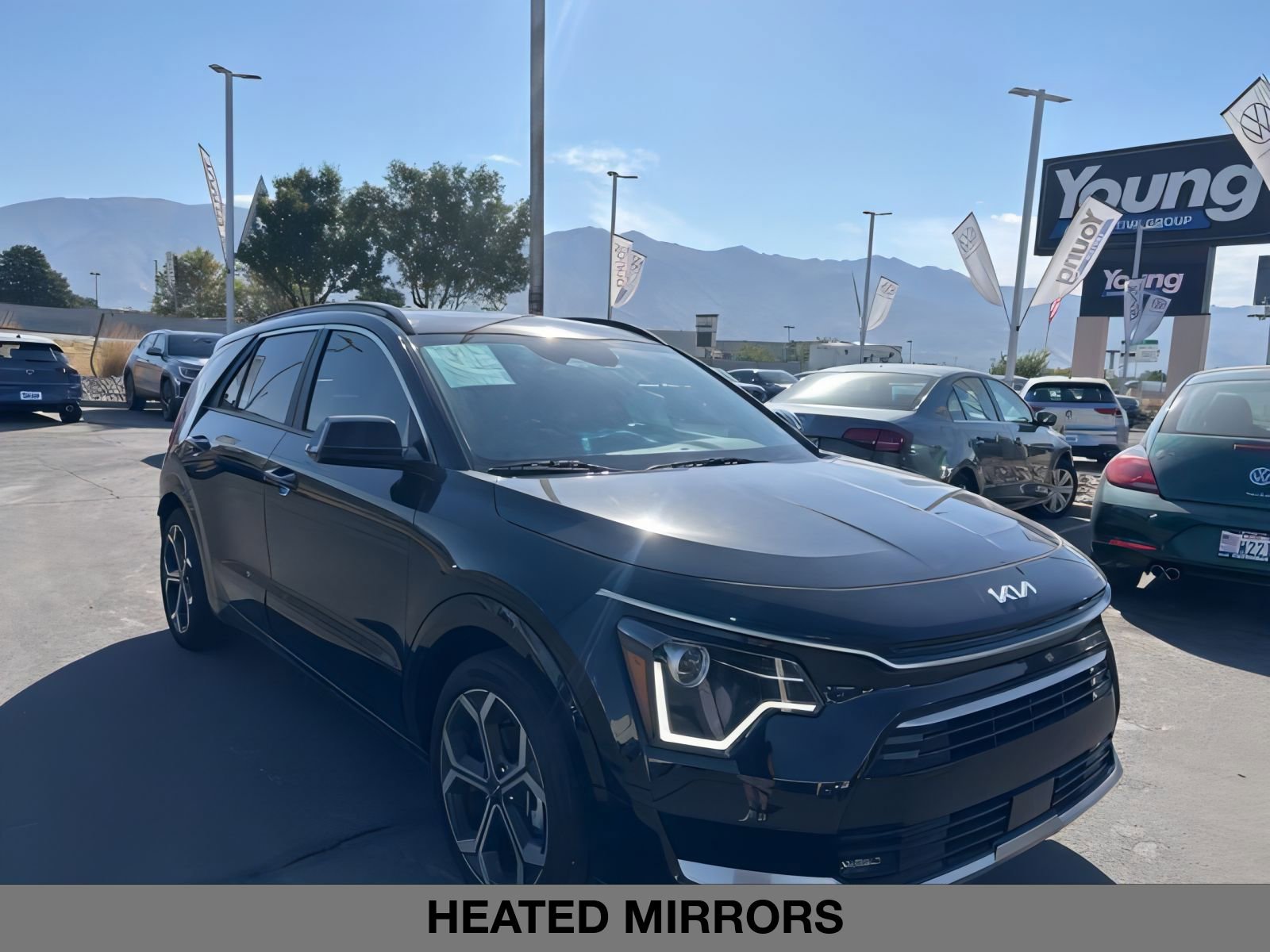 2024 Kia Niro EX Touring photo 2