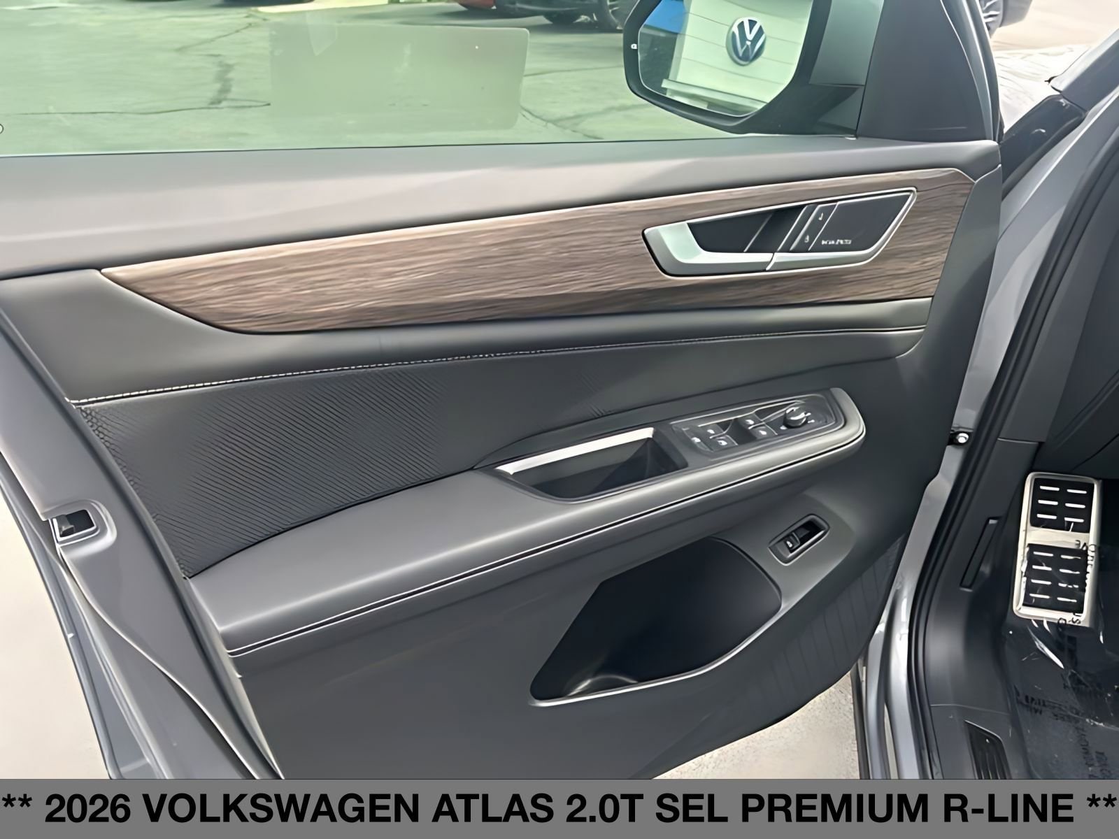 2026 Volkswagen Atlas SEL Premium R-Line - Photo 15
