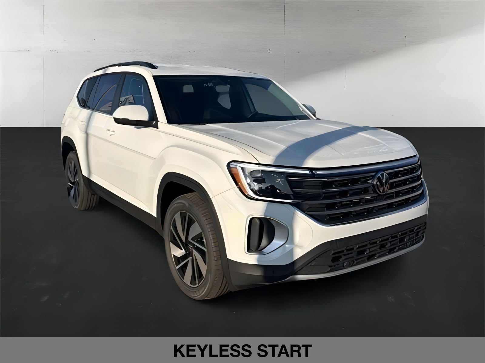 2025 Volkswagen Atlas SE Technology photo 2