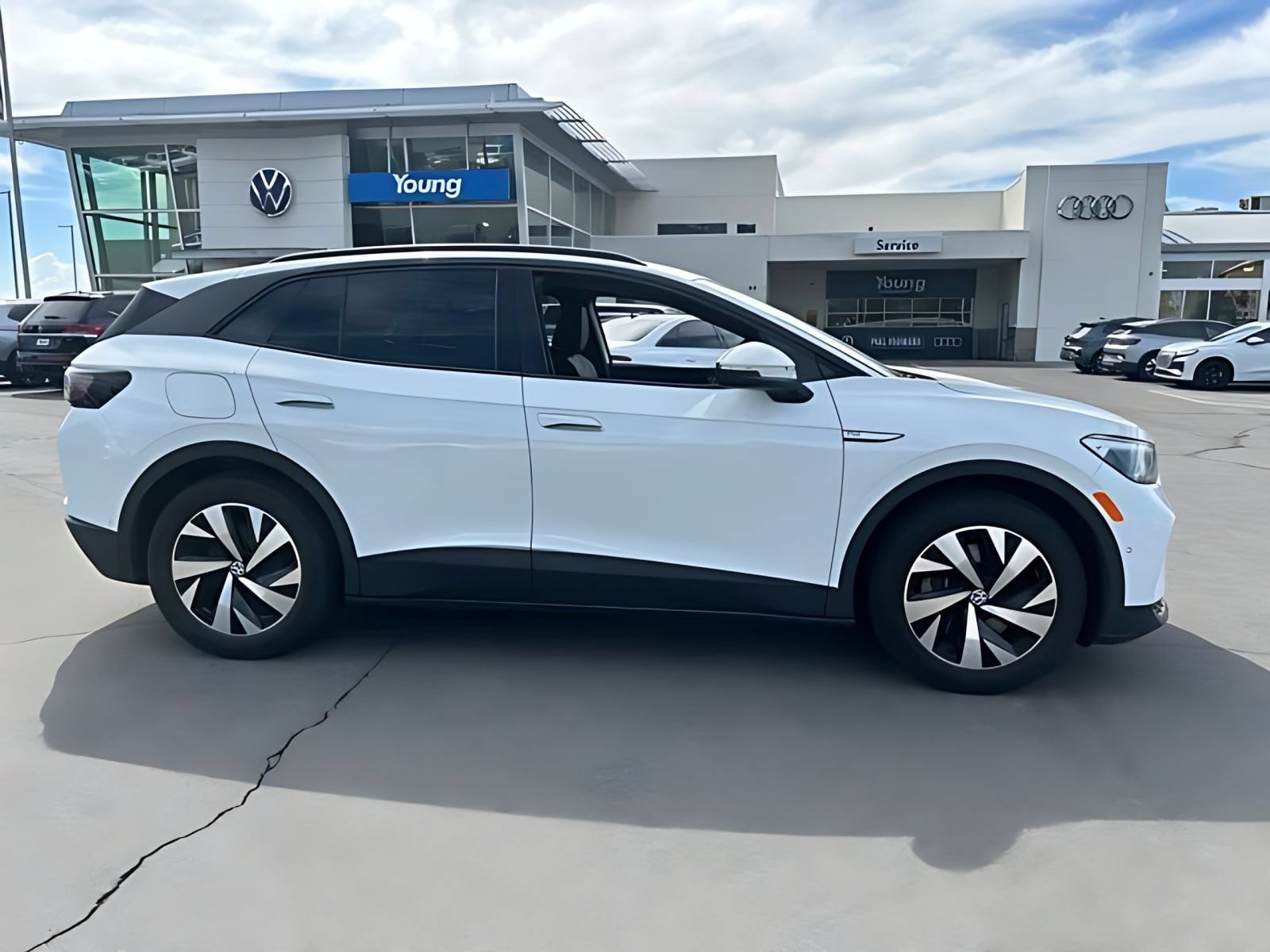 Used 2023 Volkswagen ID.4 PRO with VIN 1V2CMPE89PC029982 for sale in Layton, UT
