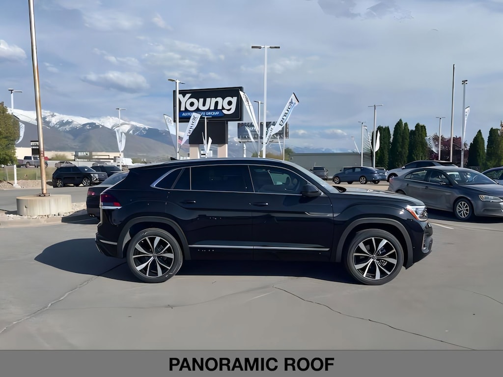 New 2025 Volkswagen Atlas Cross Sport 2.0T SEL Premium R-Line Sport Utility