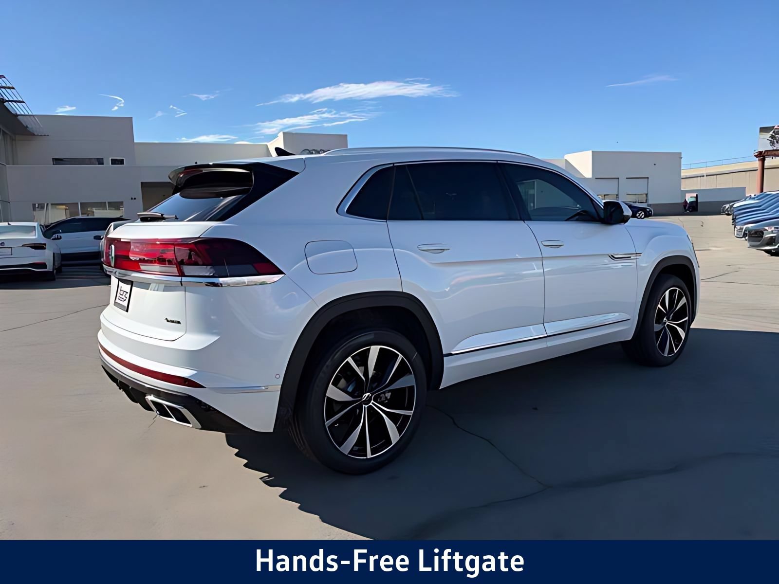 New 2026 Volkswagen Atlas Cross Sport 2.0T SEL Premium R-Line Sport Utility