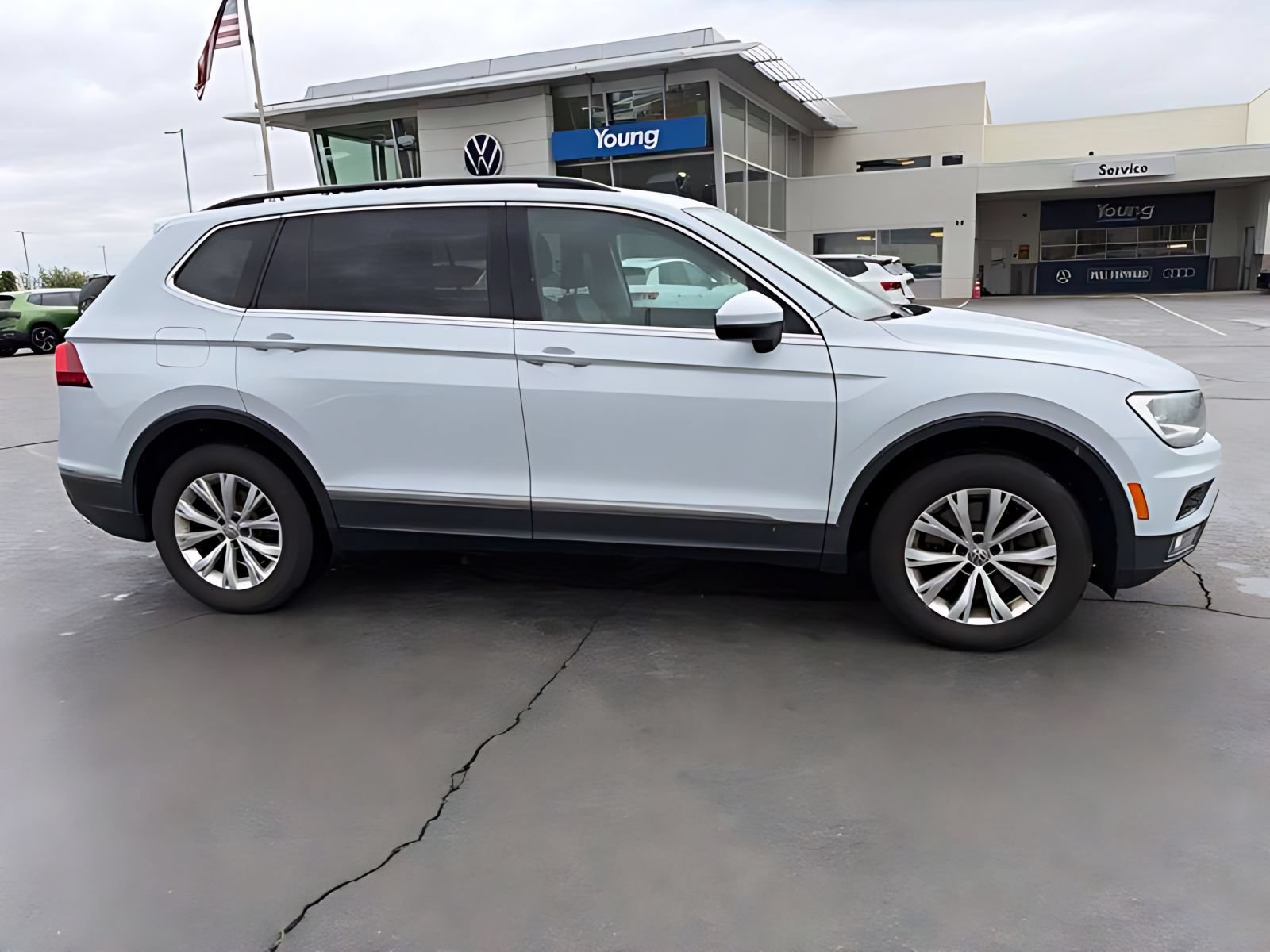 Used 2018 Volkswagen Tiguan SE with VIN 3VV2B7AX8JM006314 for sale in Layton, UT