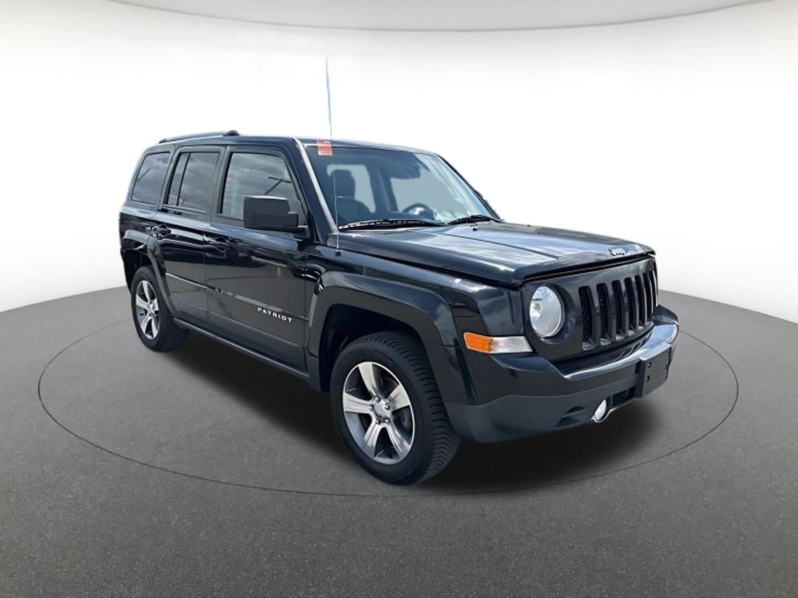 2016 Jeep Patriot Latitude 4X4's photo