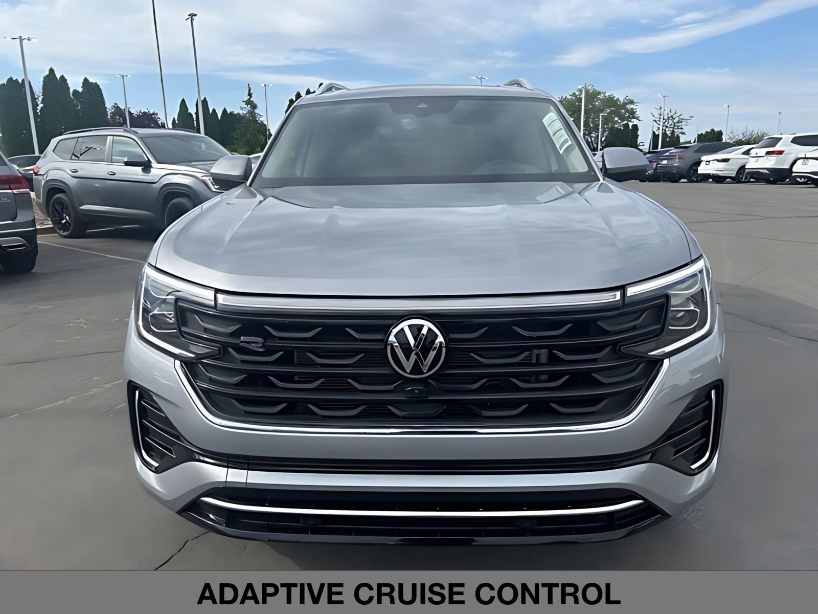 2026 Volkswagen Atlas SEL Premium R-Line - Photo 7