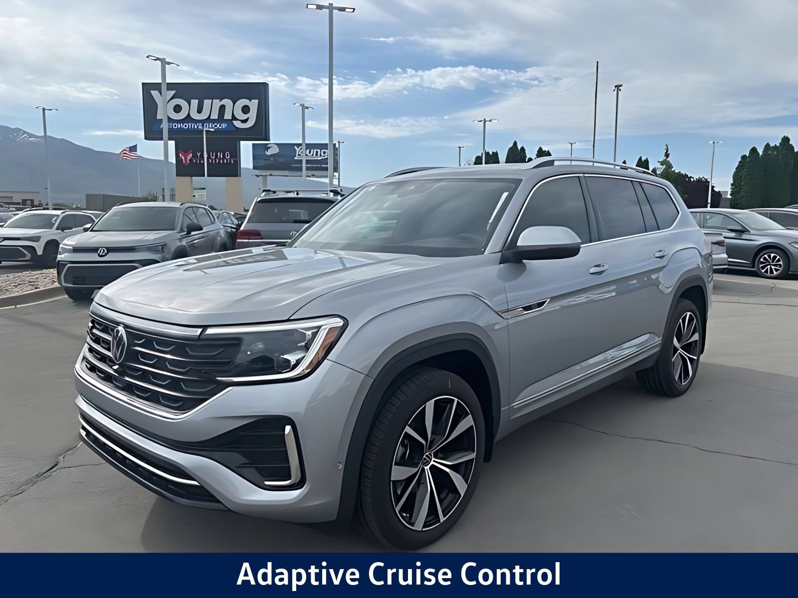 2026 Volkswagen Atlas SEL Premium R-Line - Photo 6