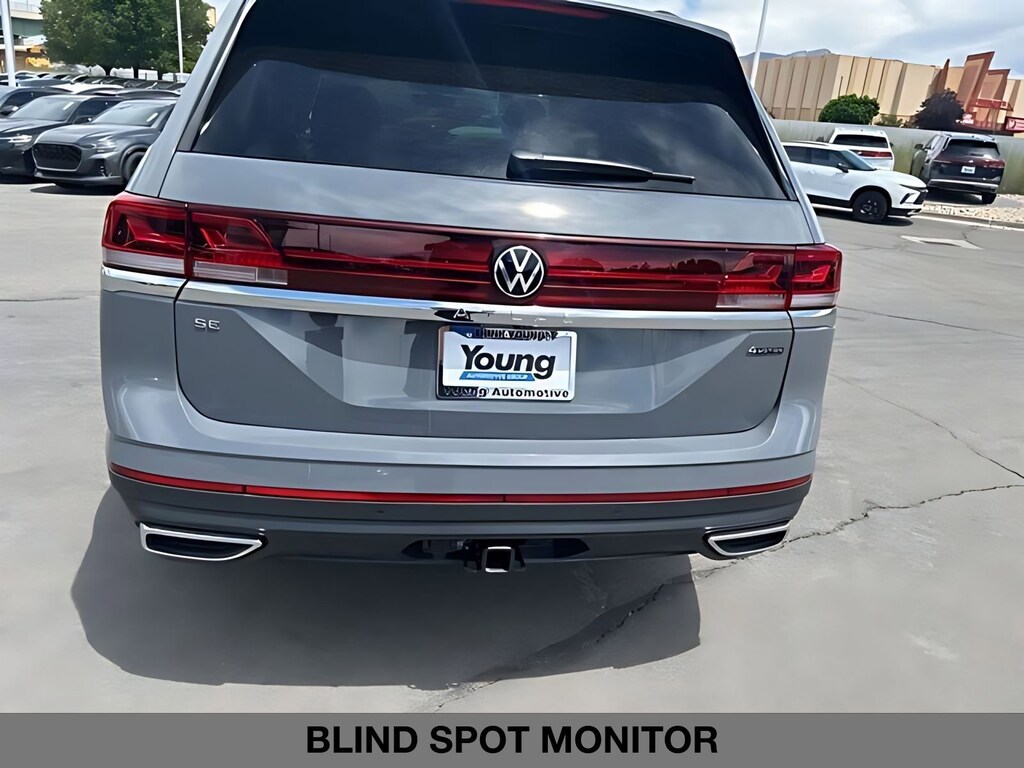 New 2026 Volkswagen Atlas 2.0T SE w/Technology Sport Utility