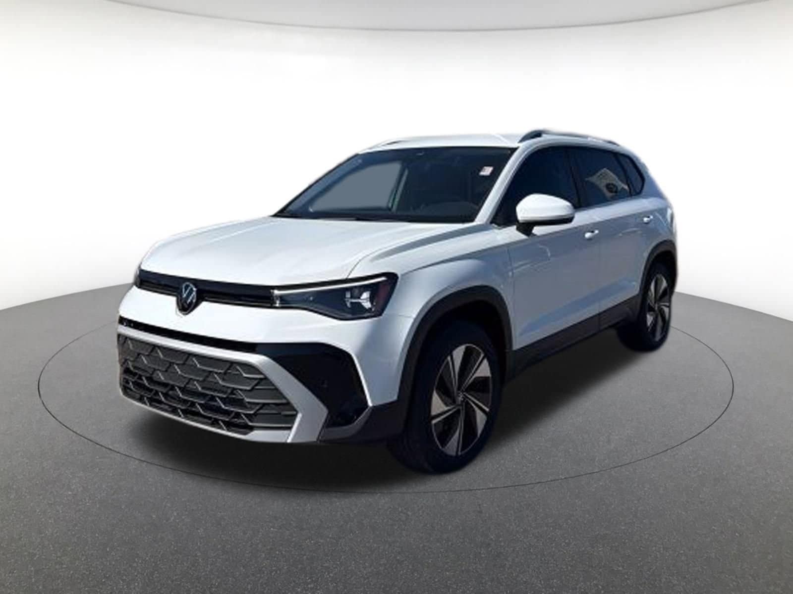 2025 Volkswagen Taos SE's photo