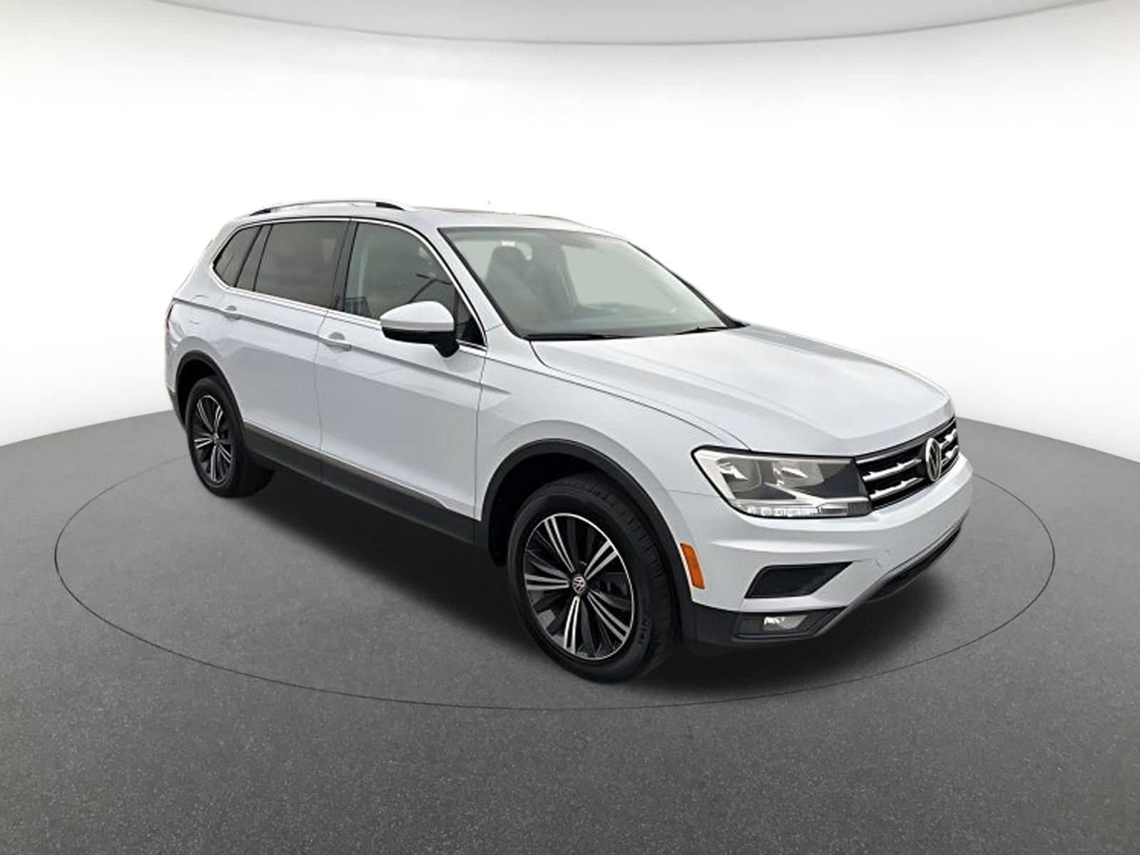 2018 Volkswagen Tiguan SEL's photo