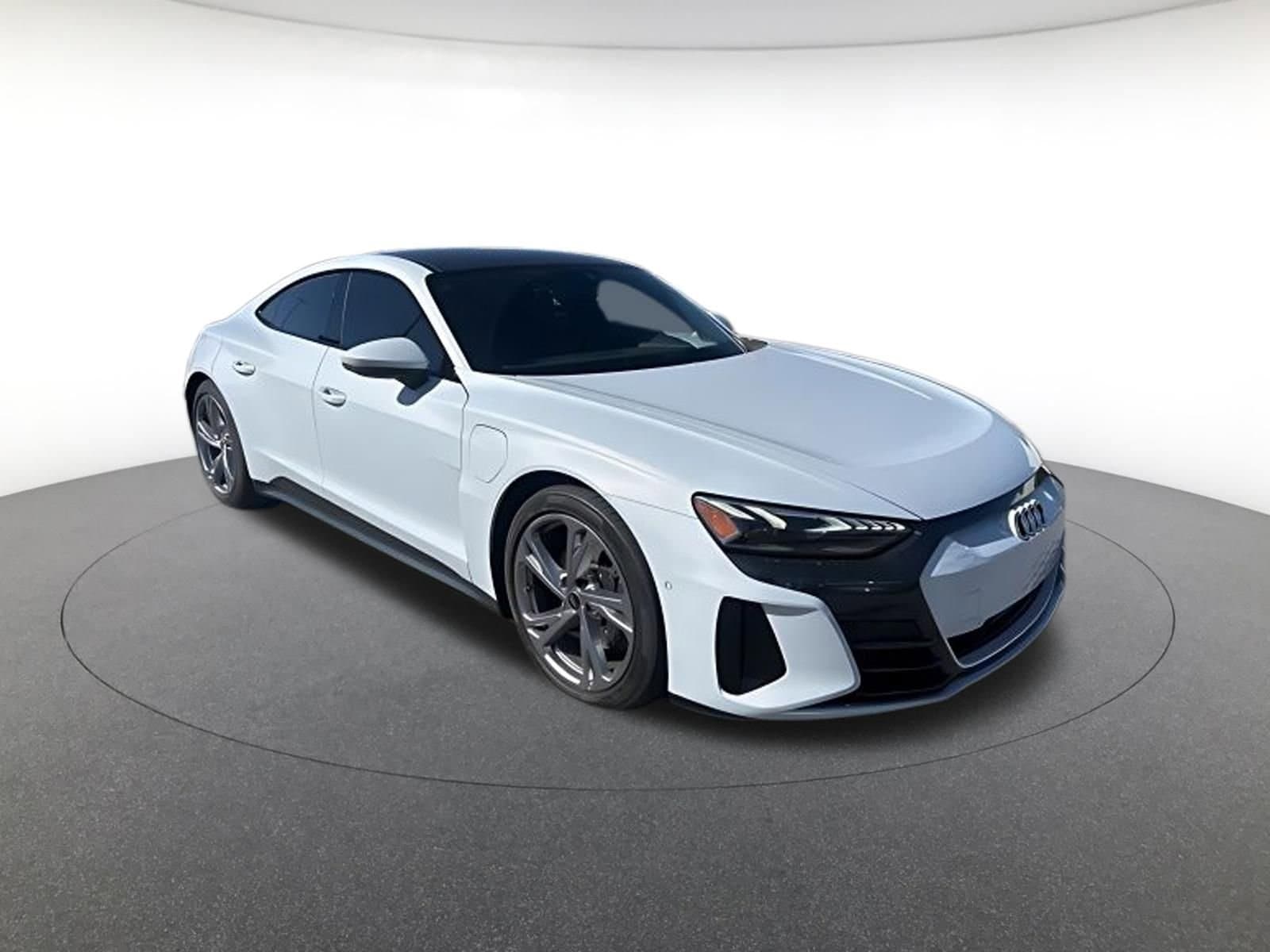 2023 Audi e-tron GT Prestige quattro's photo