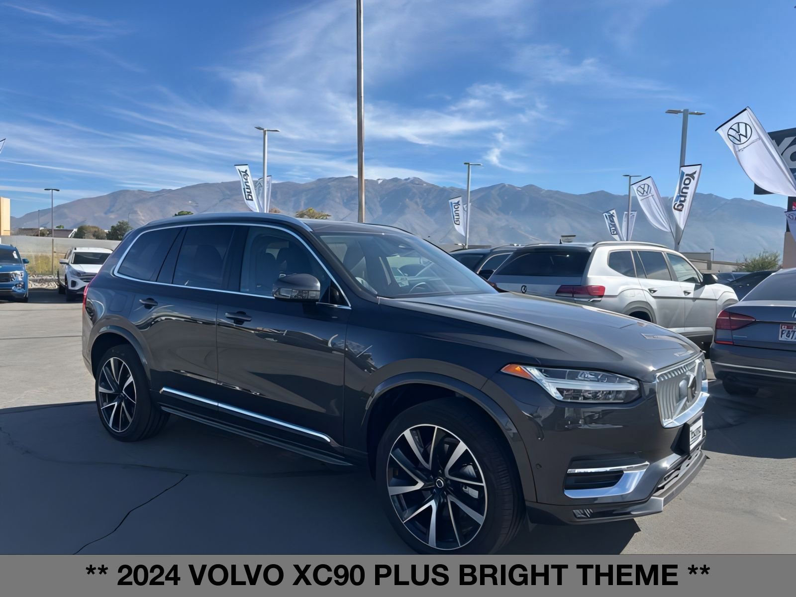2024 Volvo XC90 B5 AWD Plus photo 3