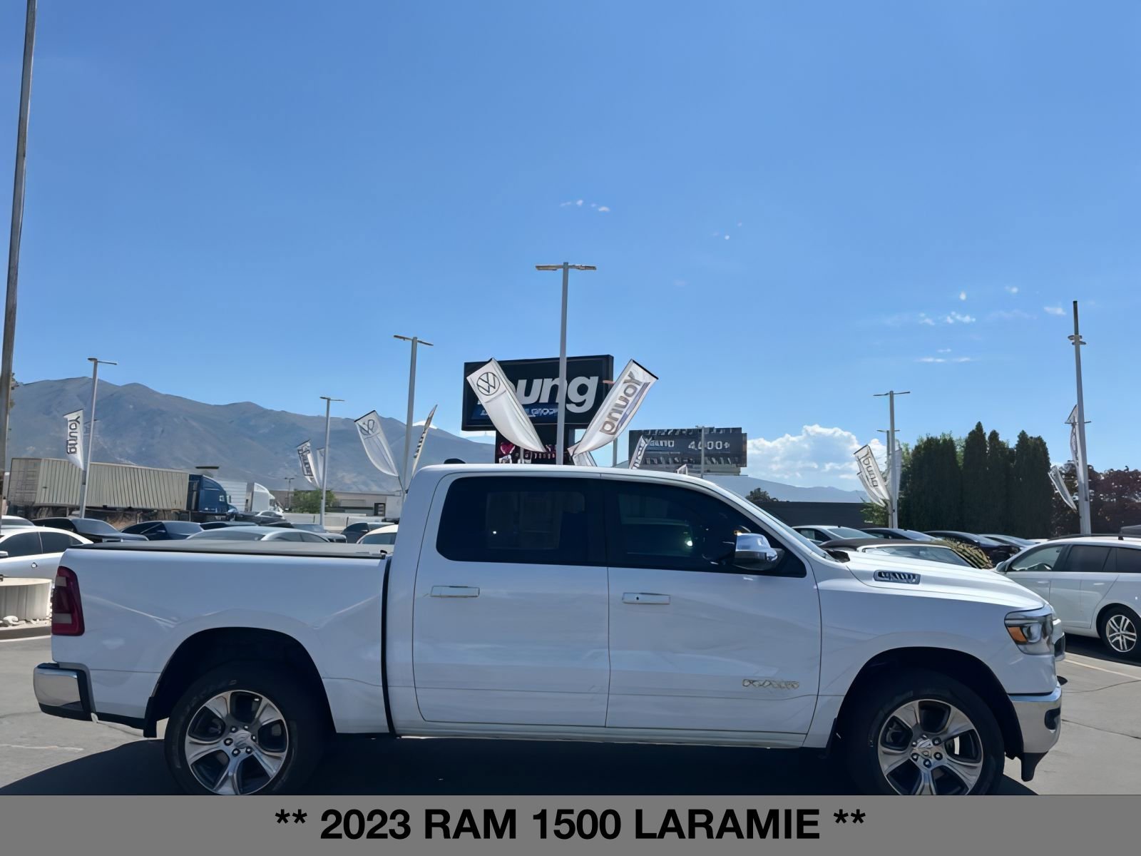 2023 Ram 1500 Laramie photo 3