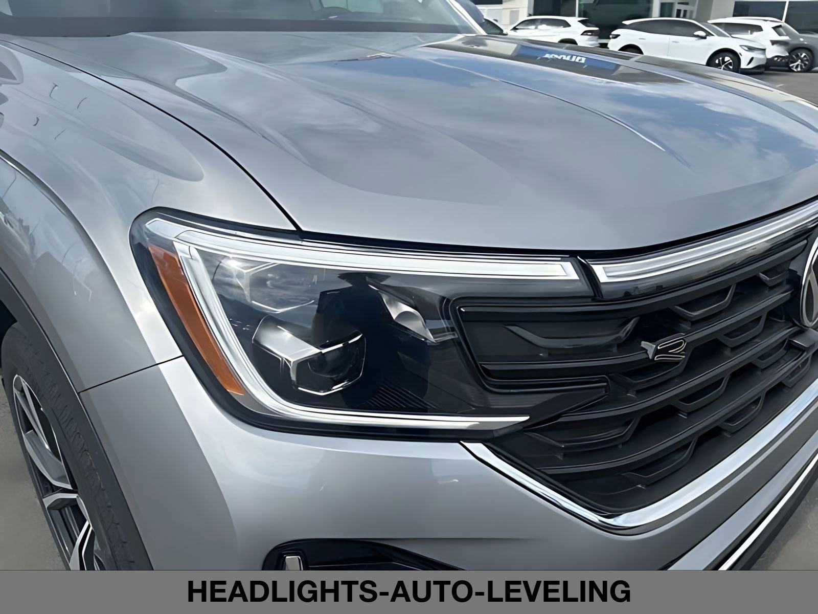 2026 Volkswagen Atlas SEL Premium R-Line - Photo 9