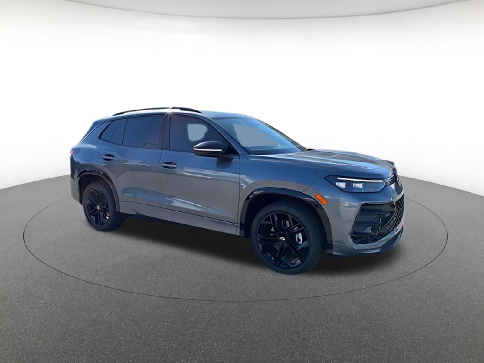 New 2026 Volkswagen Tiguan SE R-Line Black Sport Utility