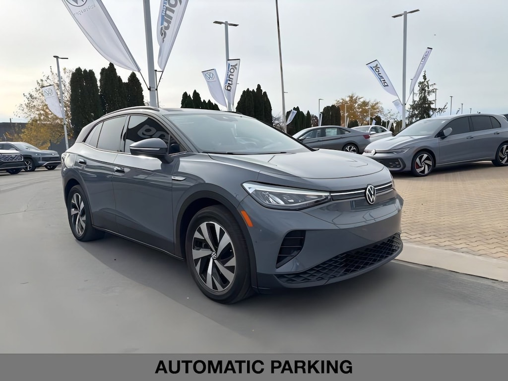 2023 Volkswagen ID.4 Pro photo 2