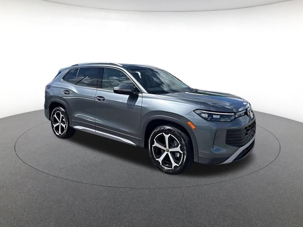 New 2026 Volkswagen Tiguan SE Sport Utility