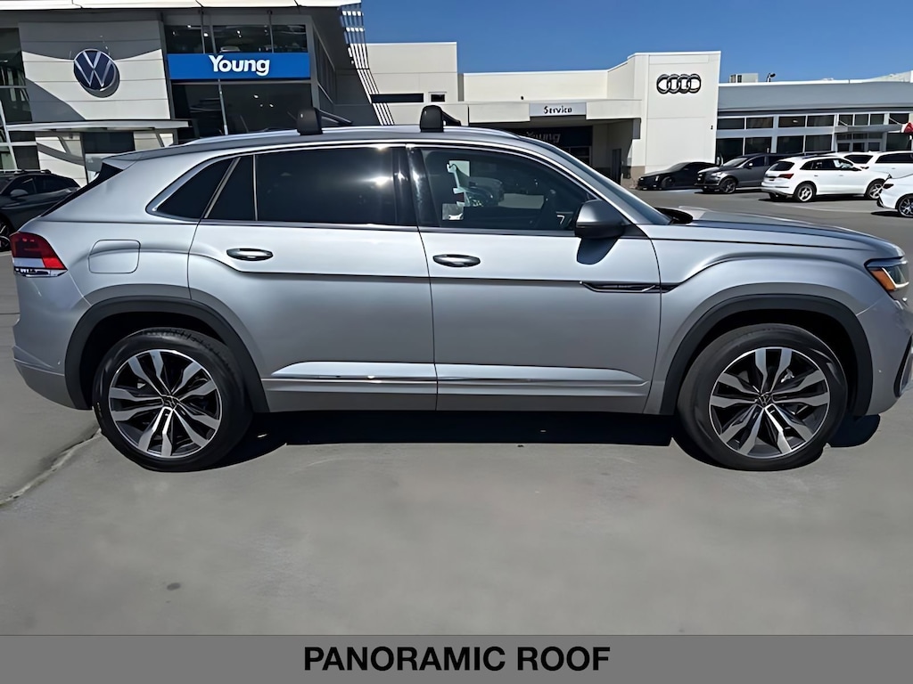 Used 2023 Volkswagen Atlas Cross Sport 3.6L V6 SEL Premium R-Line 3.6L V6 SEL Premium R-Line 4MOTION