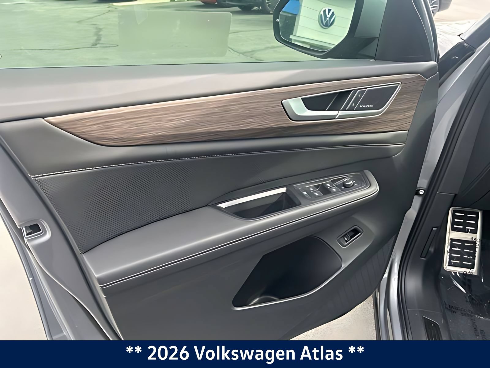 2026 Volkswagen Atlas SEL Premium R-Line - Photo 15