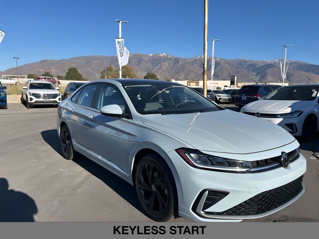 New 2026 Volkswagen Jetta SE 4dr Car