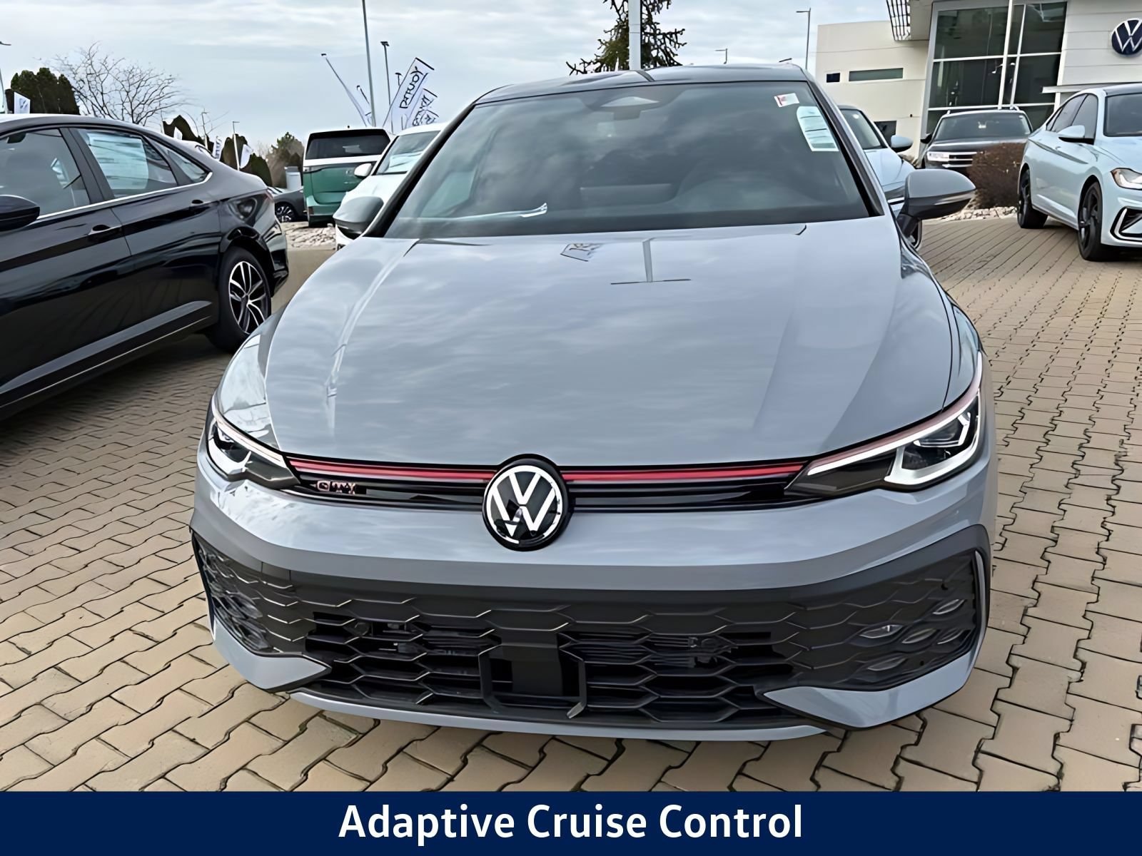 2026 Volkswagen Golf GTI SE - Photo 8