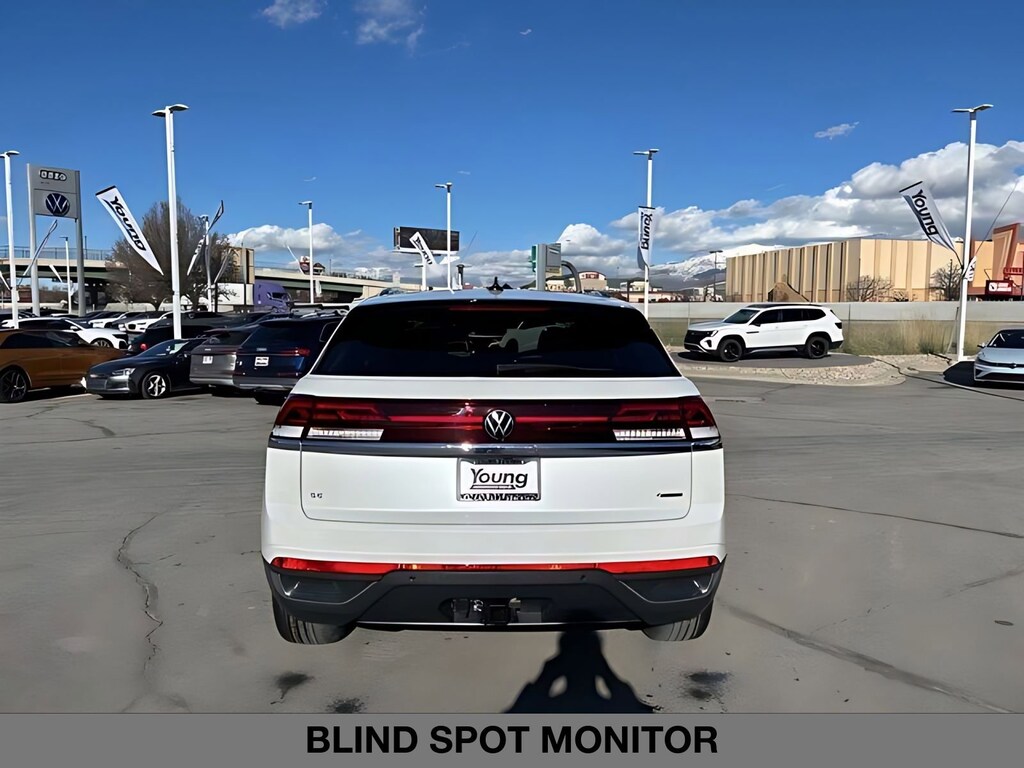 New 2026 Volkswagen Atlas Cross Sport 2.0T SE w/Technology Sport Utility