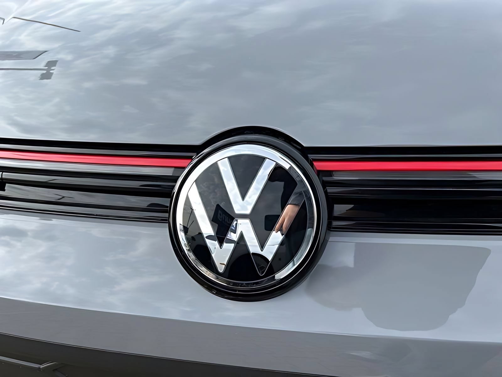 2026 Volkswagen Golf GTI SE - Photo 9