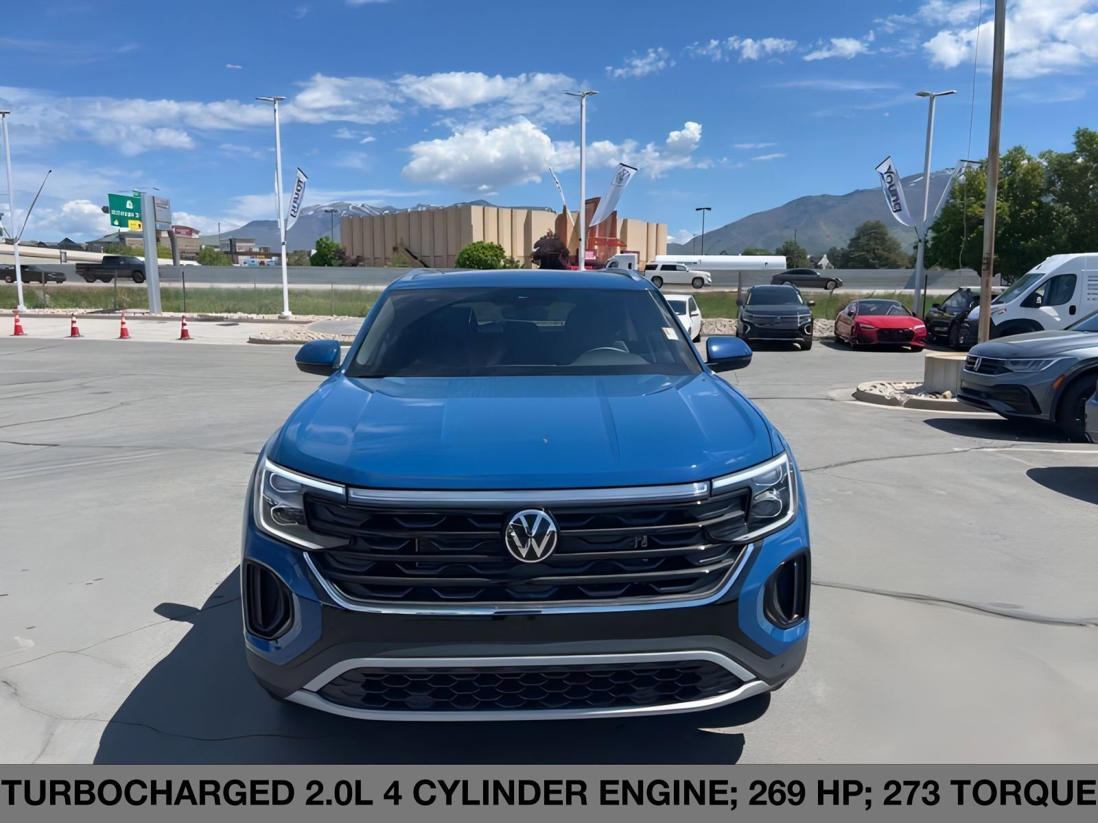 2025 Volkswagen Atlas Cross Sport SE Technology photo 2