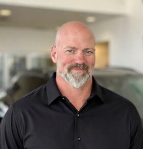 Staff member Eric Iman from ID_65d291b41cbb