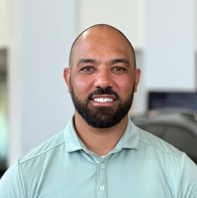 Staff member Devon Holbrook from ID_b5ba568d4c5b