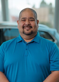 Staff member James Reyes from ID_515abf09c83e