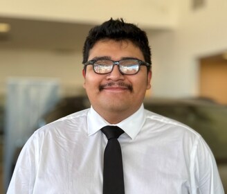 Staff member Pedro Diaz from ID_b5ba568d4c5b