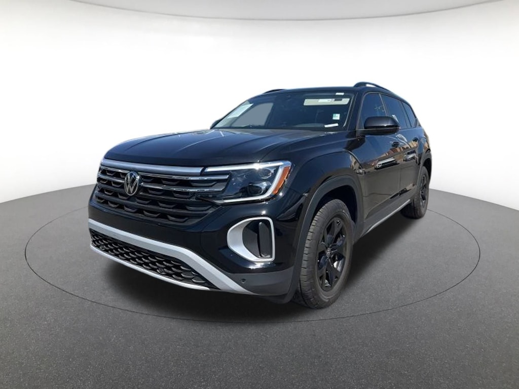 Used 2024 Volkswagen Atlas 2.0T Peak Edition SEL 2.0T Peak Edition SEL 4MOTION