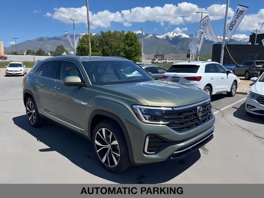 New 2025 Volkswagen Atlas Cross Sport 2.0T SEL Premium R-Line Sport Utility