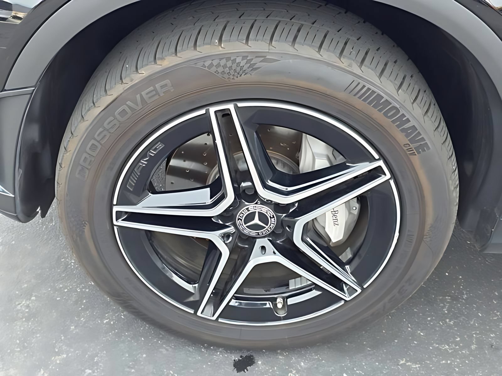 2022 Mercedes-Benz GLC GLC300 - Photo 9
