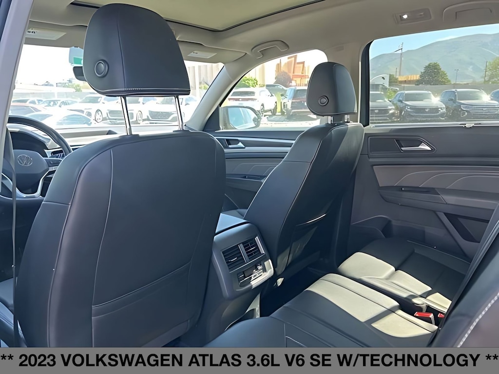 Used 2023 Volkswagen Atlas 3.6L V6 SE w/Technology 3.6L V6 SE w/Technology 4MOTION