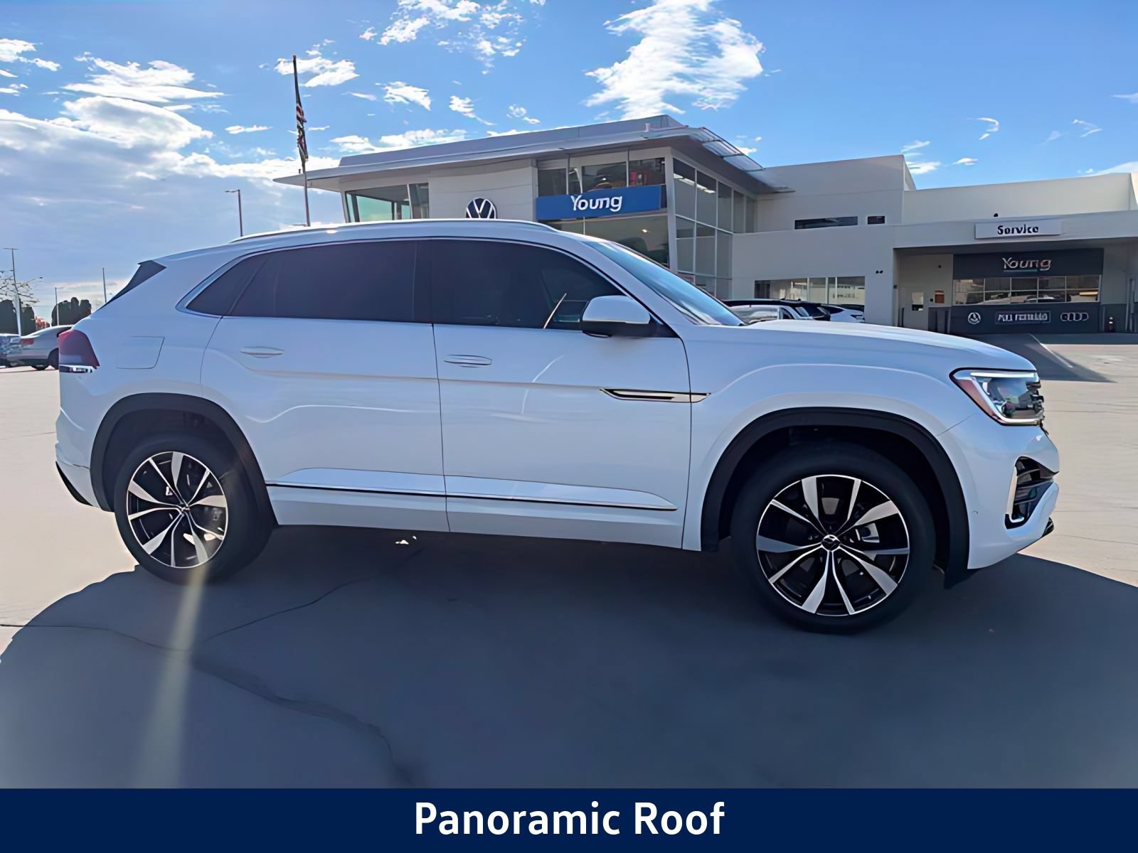 New 2026 Volkswagen Atlas Cross Sport 2.0T SEL Premium R-Line Sport Utility