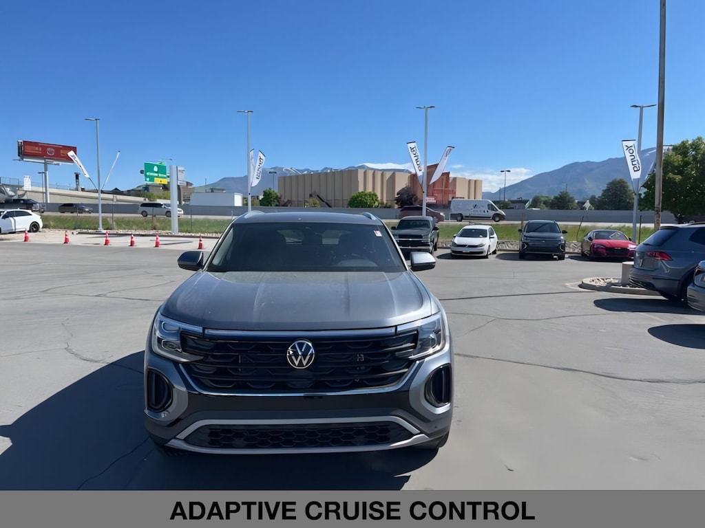 New 2025 Volkswagen Atlas Cross Sport 2.0T SE w/Technology Sport Utility