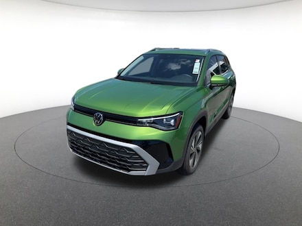 2025 Volkswagen Taos SE Sport Utility