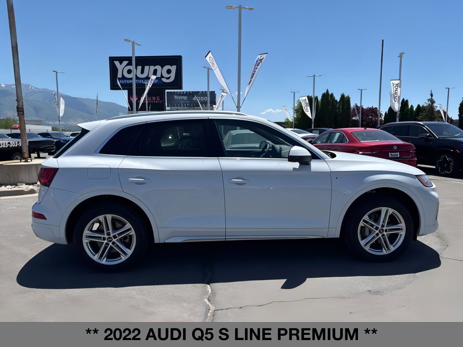 2022 Audi Q5 S line Premium 55 TFSI photo 3