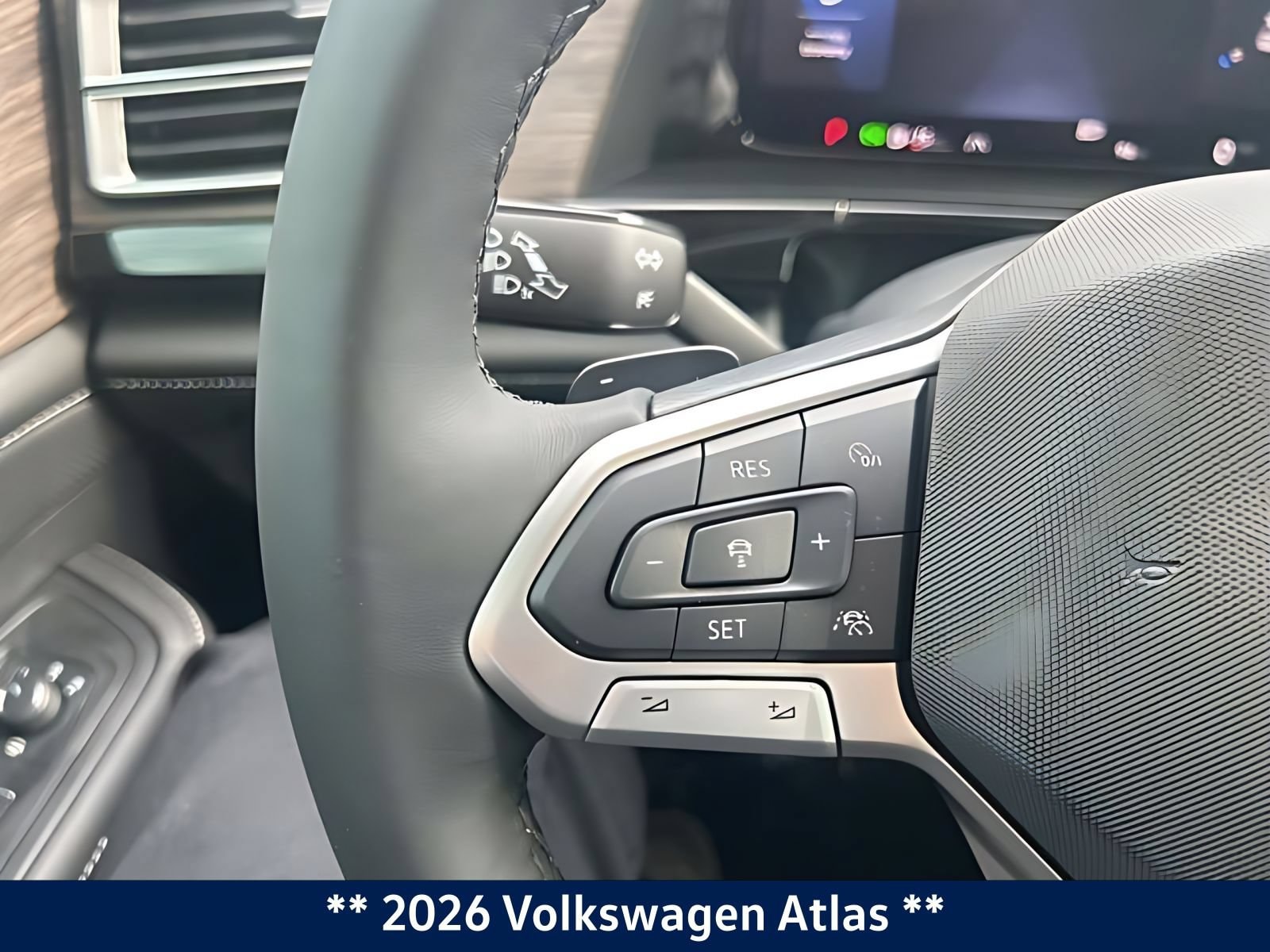 2026 Volkswagen Atlas SEL Premium R-Line - Photo 18