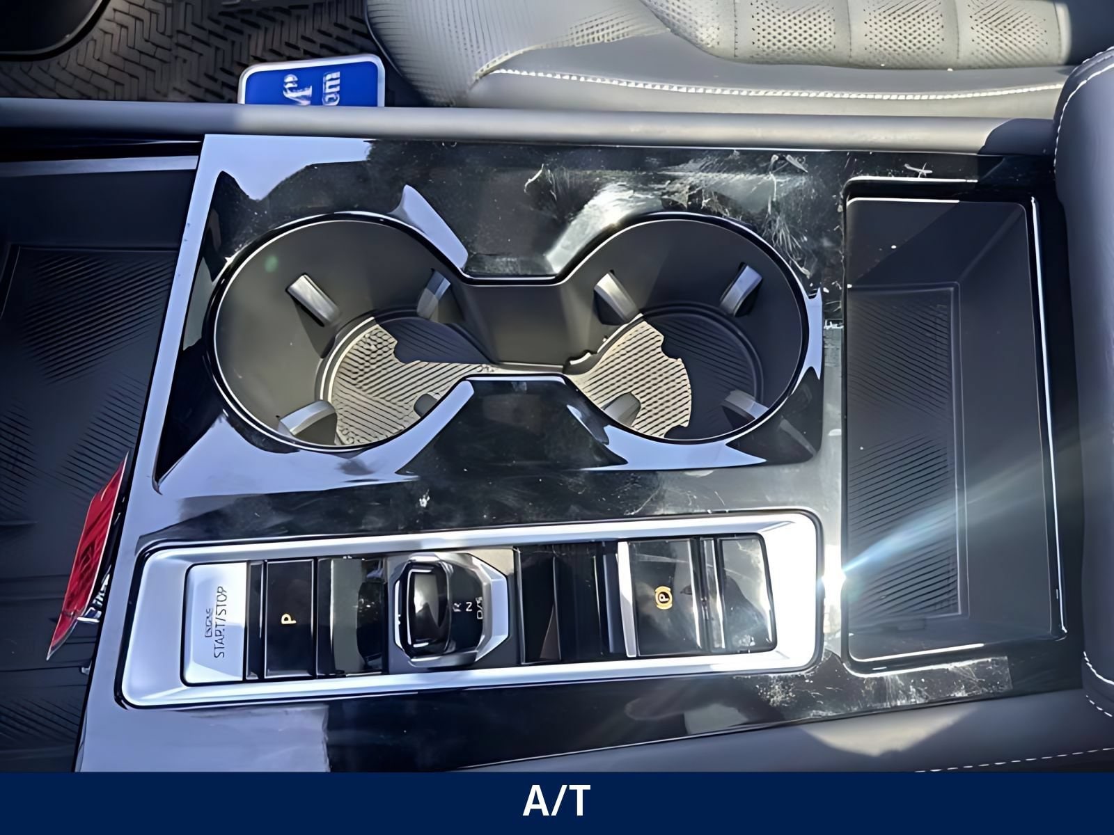 2026 Volkswagen Atlas Cross Sport SEL R-LINE - Photo 34