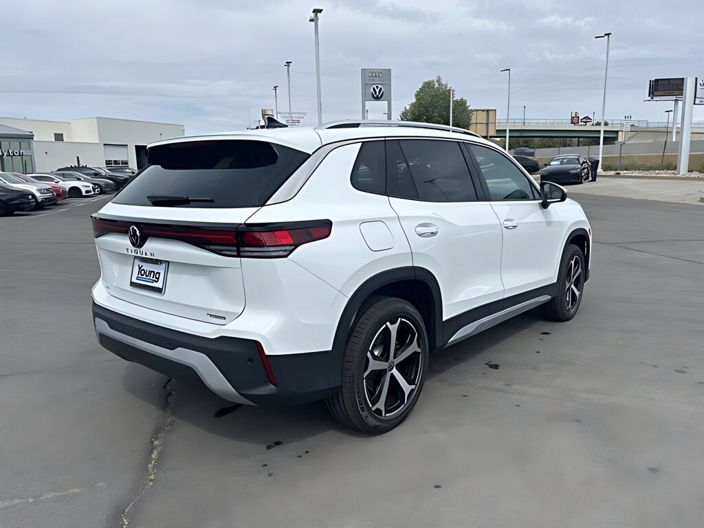 New 2026 Volkswagen Tiguan SE Sport Utility