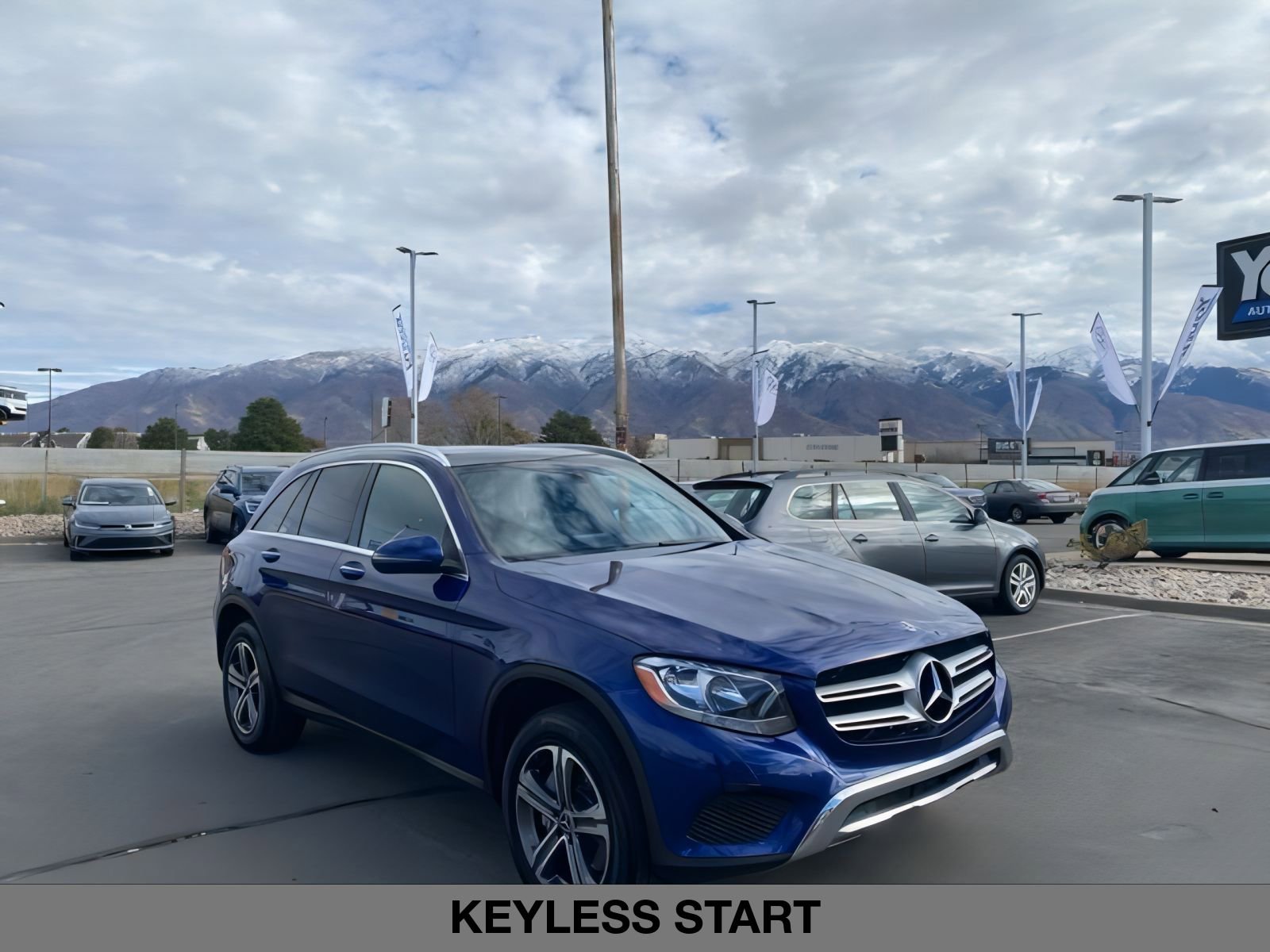 2018 Mercedes Benz GLC 300 4MATIC photo 2