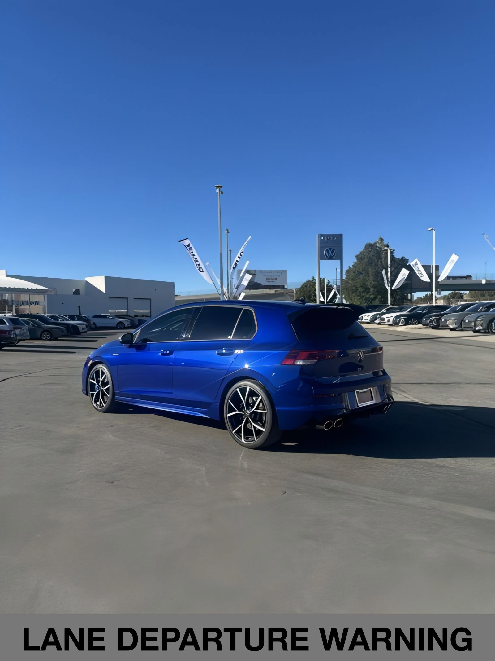 2023 Volkswagen Golf R photo 4