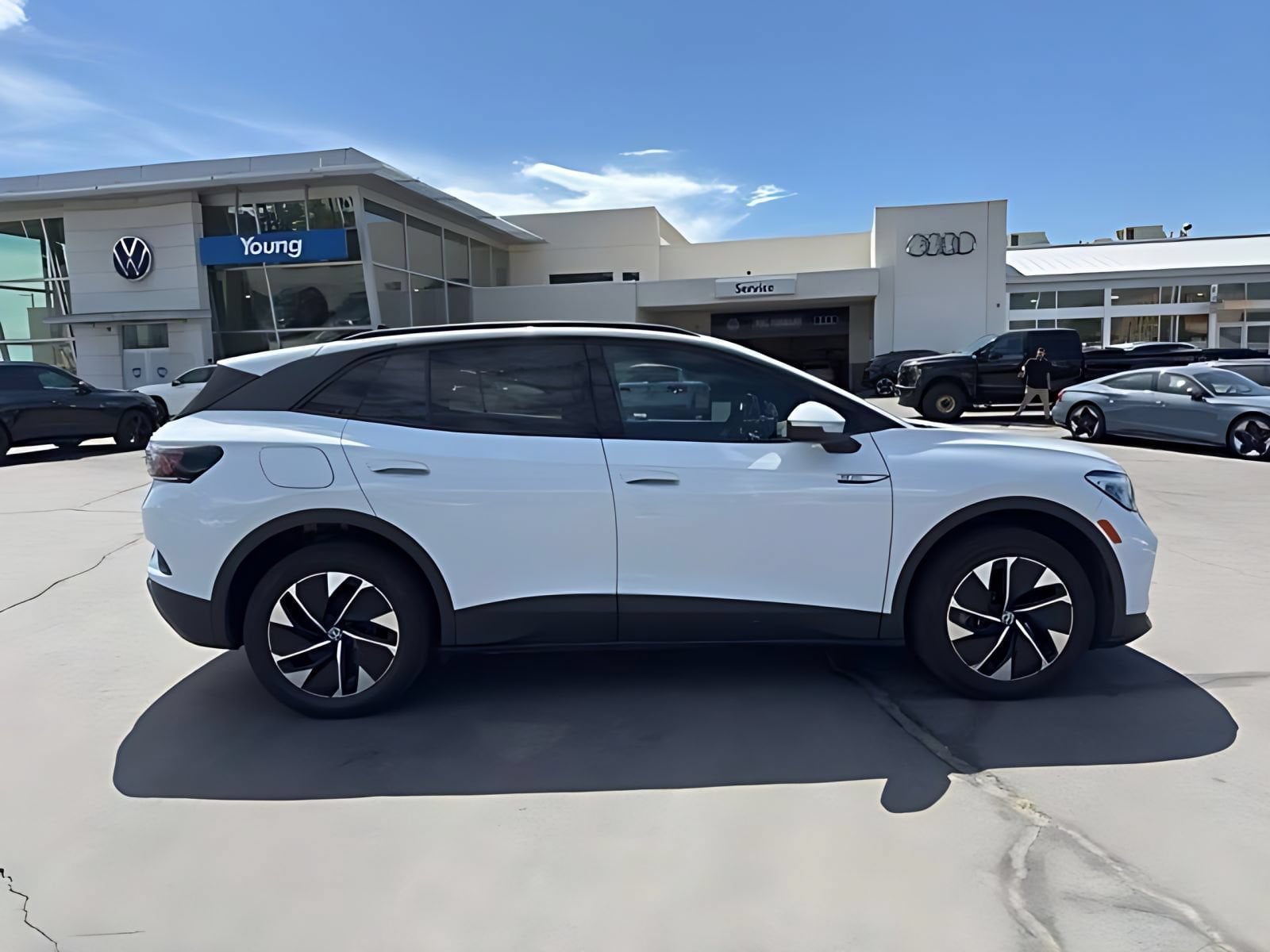 Used 2022 Volkswagen ID.4 PRO with VIN WVGJNPE23NP071471 for sale in Layton, UT