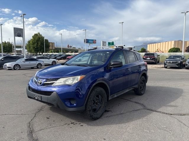 2015 Toyota RAV4 LE AWD's photo