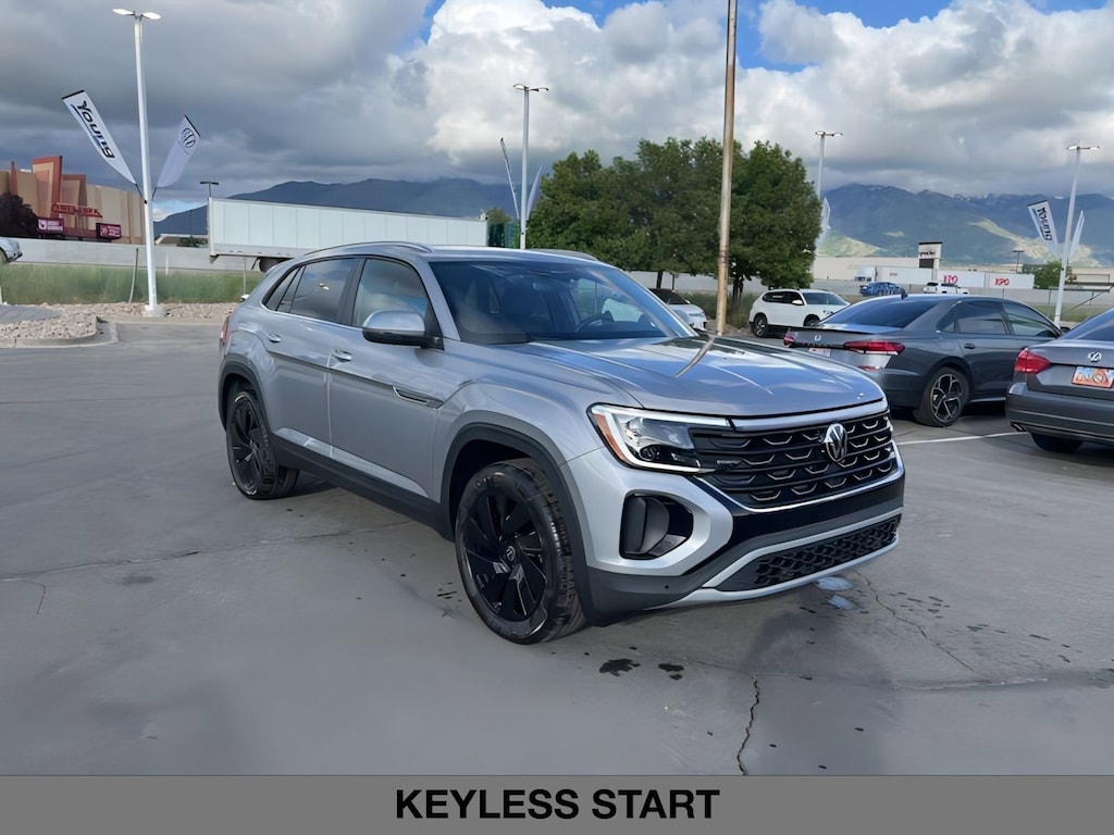 New 2025 Volkswagen Atlas Cross Sport 2.0T SE w/Technology Sport Utility